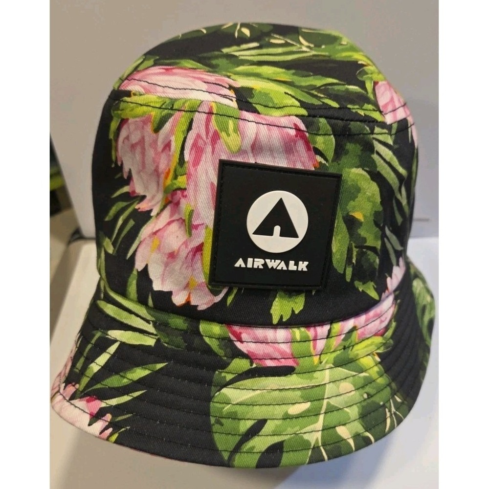 Airwalk‎ Bucket Hat One Size Vacation Flower Print